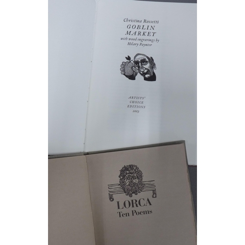 106 - A collection of illustrated poetry, including The Folio Society editions of Shakespeare's Sonnets, W... 