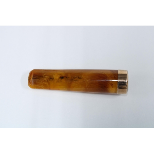 3 - Late Victorian 9ct gold mounted amber cheroot with hallmarks for Birmingham 1900, with fitted case, ... 