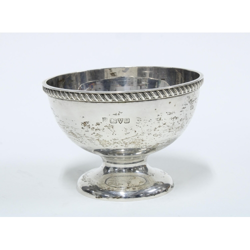 35 - George V silver sugar bowl, Chester 1911, 7 x 9.5cm