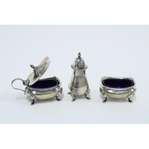 109 - Hamilton & Inches silver three-piece cruet set, Edinburgh 1923, in case