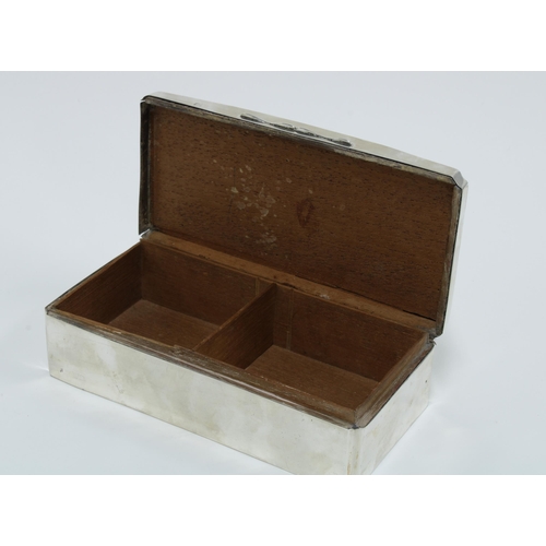 22 - Edwardian silver table cigarette box, Chester 1904, 17.5cm long