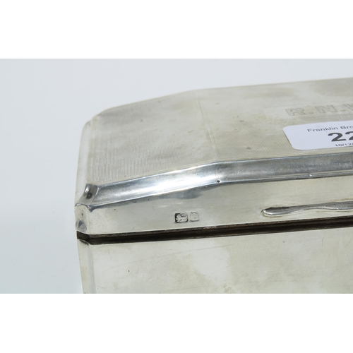 22 - Edwardian silver table cigarette box, Chester 1904, 17.5cm long