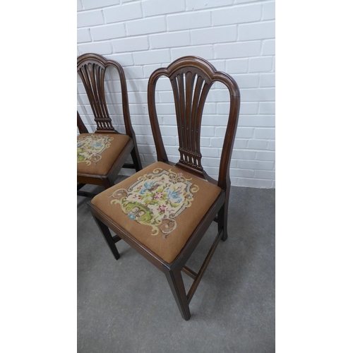 249 - Set of five Georgian style mahogany chairs with arched backs and pierce splats, drop in seats, compr... 