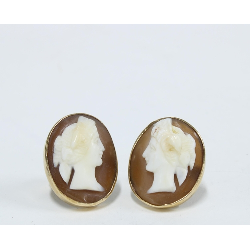 40 - Cameo brooch and shell cameo earrings, all set in unmarked yellow metal (3)