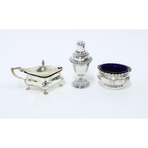 53 - Four Edwardian silver salts with blue glass liners, Birmingham 1909 together with a silver mustard a... 