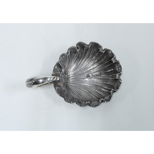 58 - Victorian silver caddy spoon by George Unite, London 1871, 7cm