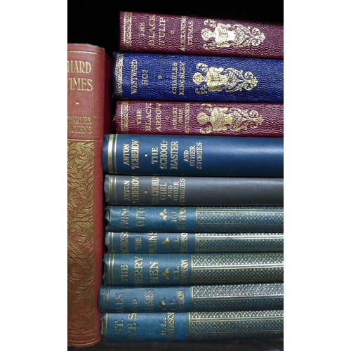 328 - A collection of eight early 20th century hardback Wonder Books and Fifty Two Stories of the British ... 