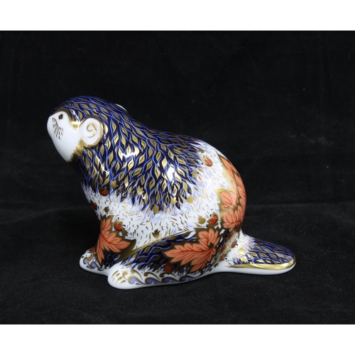 126 - Royal Crown Derby imari paperweight - Riverbank Beaver Ltd Ed No. 1116/5000, with gold stopper