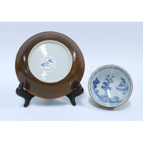 137 - Nanking Cargo cafe au lait tea bowl 8.5cm, and saucer, with Christie's Lot labels (2)