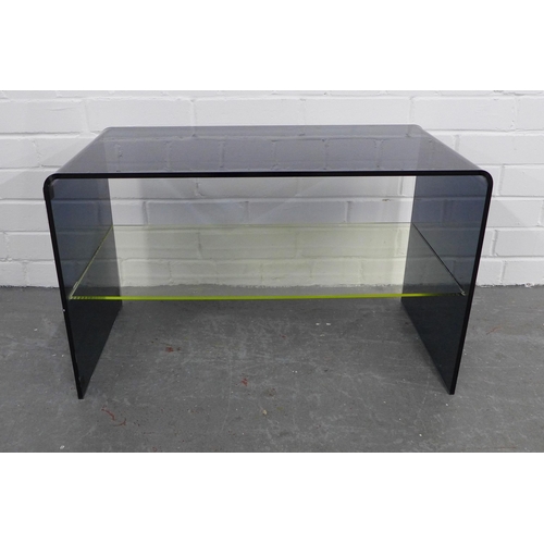 208 - Contemporary plexiglass side table,  41 x 65 x 32cm.