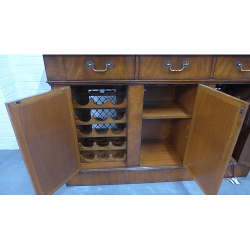 229 - 19th century style bar with marble top over a Greek key frieze, three arches and two glazed panels, ... 