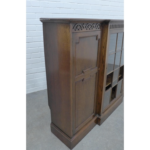 277 - Early 20th century dark oak breakfront cabinet 107 x 137 x 36cm (a/f)