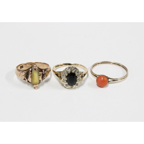 3 - 9ct gold gemset dress ring and a collection of yellow metal jewellery to include a stiff bangle, cor... 