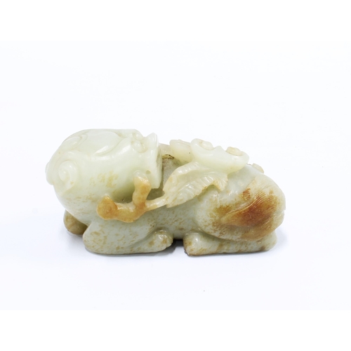 330 - Carved jade lion / mythical beast, 10.5cm long