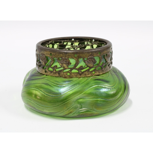 103 - Austrian glass rose bowl, circa early 20th century, 13cm diameter