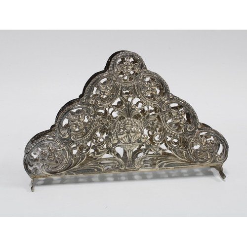 32 - Continental silver letter rack, stamped 800, 19cm long