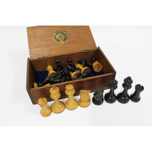 408 - Chess set (32)