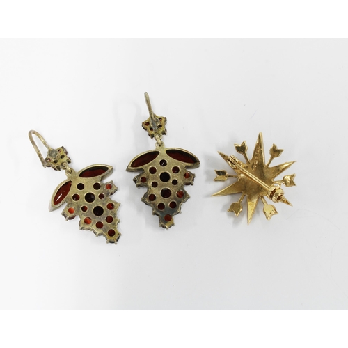 44 - 9ct gold turquoise and seed pearl starburst brooch, London 1978 and a pair of garnet grape drop earr... 