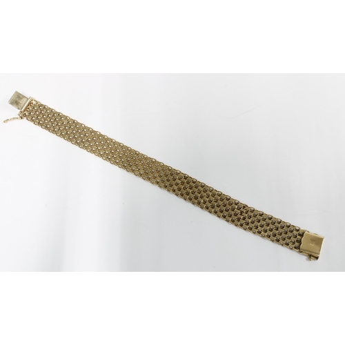 35 - 14ct gold flat link bracelet with textured finish, clasp stamped Italy 14kt