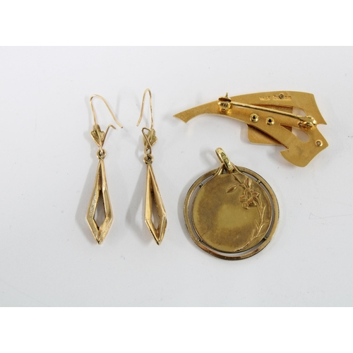 95 - 9ct gold brooch, pair of 9ct gold earrings, 9ct gold wristwatch on 9ct gold strap, and a yellow meta... 