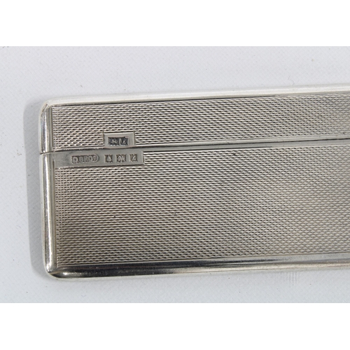 48 - George V silver powder compact, Birmingham 1935, silver cased comb, Birmingham 1960 and a silver pla... 