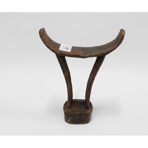 403 - West African wooden neck rest with incised pattern, 18cm