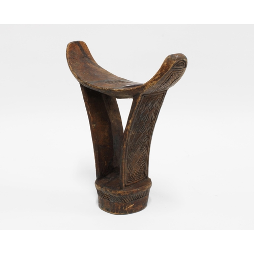 403 - West African wooden neck rest with incised pattern, 18cm