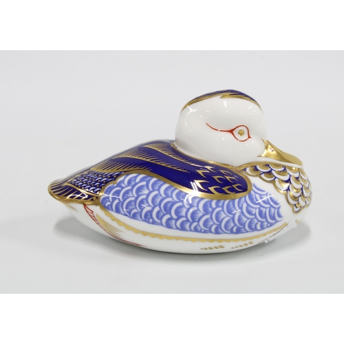 107 - Royal Crown Derby imari paperweight, modelled as a duck, approx. 7cm tall