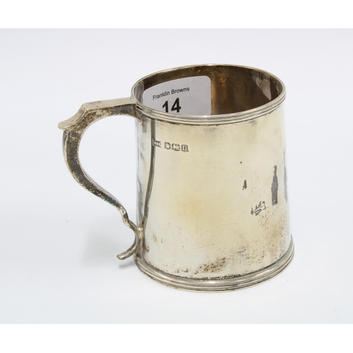 14 - Walker & Hall silver christening mug, Sheffield 1930, engraved inscription and dated 29th May 1931, ... 