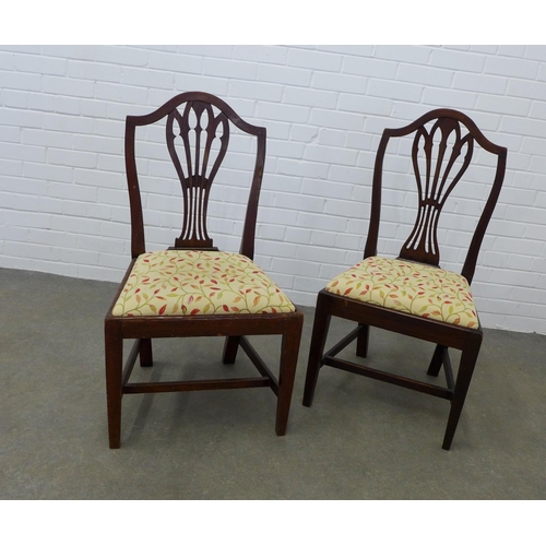 266 - Two Georgian oak splat back side chairs with slip in seats, 98 x 49 x 43cm. (2)