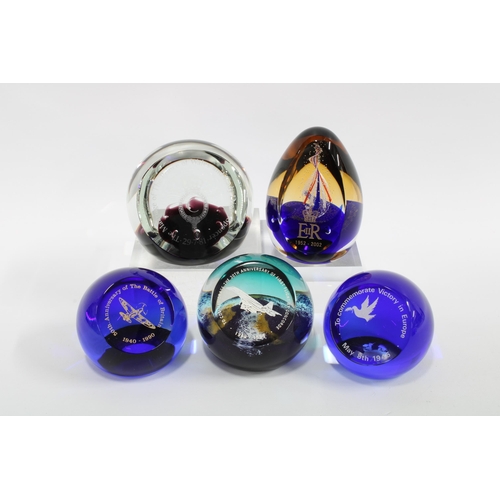 85 - Caithness Glass paperweights, limited editions to include Flamingoes, Fire Lizard, Sea Bed all by Wi... 