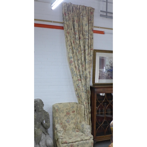 323 - Whytock & Reid of Edinburgh, floral fabric curtains with an angled hem and string gathers, lined, 34... 