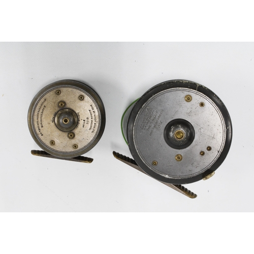 377 - Hardy Bros Ltd The 'Uniqua' fishing reel, size 3 & 3/4 Brit Pat 658472, together with a smaller Hard... 