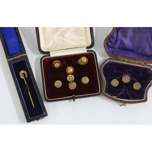 57 - 9ct gold Horseshoe tiepin, gemset, stamped 375, together with a cased set with three Masonic emblem ... 