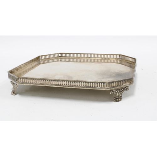 71 - George V silver salver / card tray, Harrison Brothers & Howson (George Howson), Sheffield 1913, octa... 