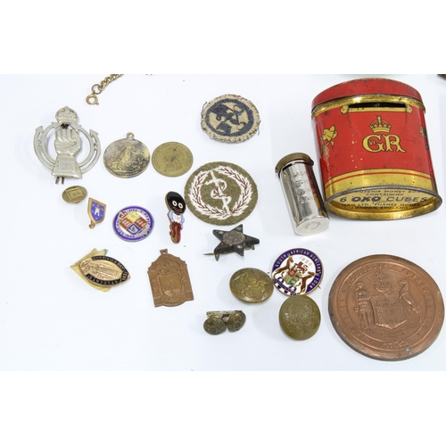 415 - Mixed lot to include Masonic books, commemorative medallions, moneyboxes, some  militaria, etc (a lo... 