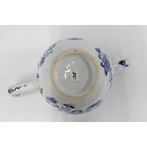 102 - Chinese blue and white teapot, Kangxi  period 1662-1722, painted with flowers,  (some minor damage t... 