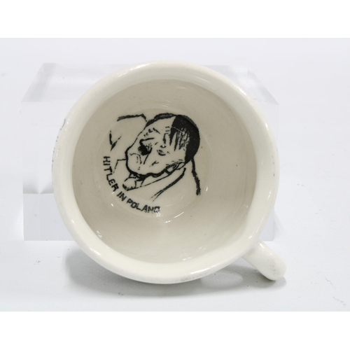 418 - Miniature pottery chamber pot 'chums, what would you do' Hitler in Poland,  6cm diameter