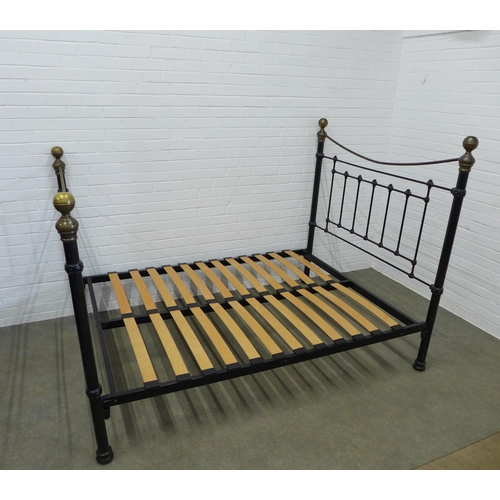 462 - Modern double bed frame, overall 205 x 145cm, inside 190 x 137cm.