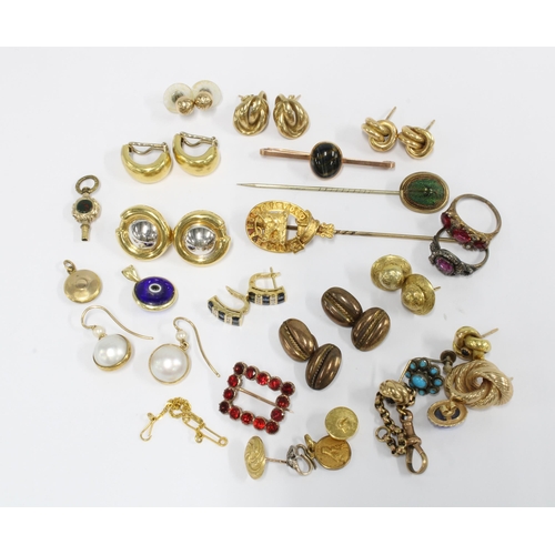 79 - Quantity of yellow metal jewellery to include earrings, tiepin, dress ring, coffee bean cufflinks,  ... 