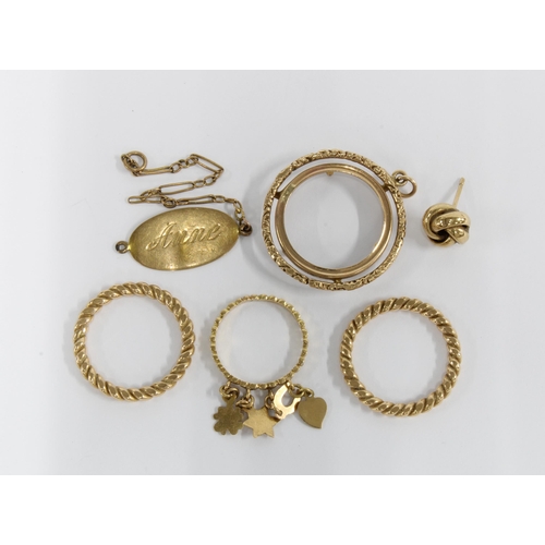 18 - Six yellow metal jewellery items to include a bracelet (a/f) a single earring, pair of rope twist ri... 