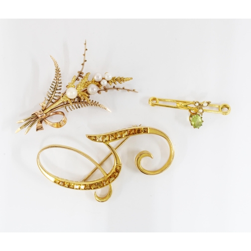 30 - 9ct gold G brooch, 9ct pearl floral spray brooch and a 9ct gold pearl and peridot brooch (3)