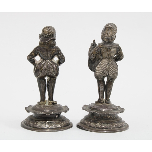 44 - A pair of white metal medieval style musician figures, 8.5cm high  (2)