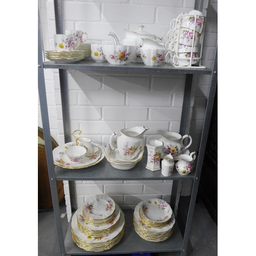 452 - A quantity of Derby Posies, Royal Crown Derby table wares to include a teaset, dinner set and small ... 