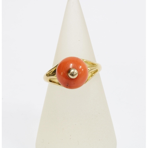 65 - Early 20th century 18ct gold & coral dress ring, hallmarked for Birmingham 1915 together with two pa... 