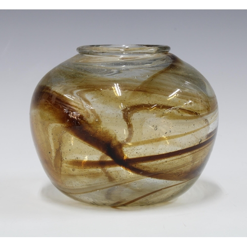 134 - An art glass vase, signed indistinctly, 13 x 11cm.