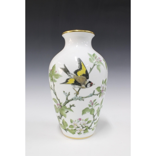 140 - 'The Woodland Bird' porcelain baluster vase, 29cm.