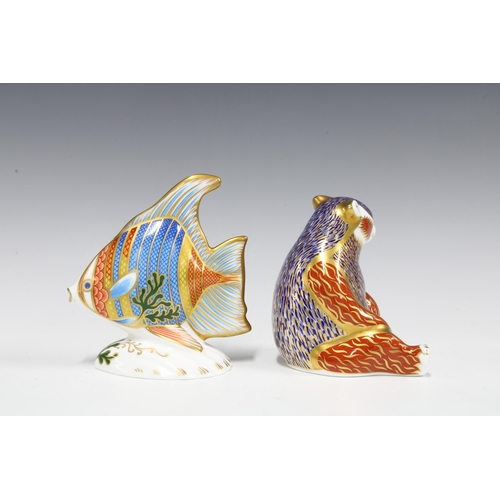 351 - Two Royal Crown Derby Imari paperweights to include Angel Fish, Ltd. Ed 2004 / 2500  and Honeybear, ... 