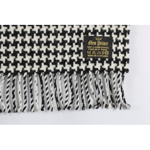 407 - Glen Prince black and white dogtooth pattern lambswool shawl, 180 x 70cm