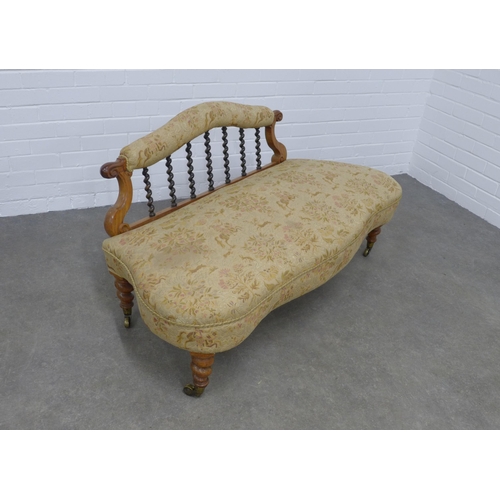 224 - Victorian low settee, upholstered scroll back and seat with spiral splats, 138 x 70 x 59cm.